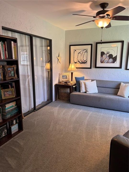 En Venta: $265,000 (2 camas, 2 baños, 1132 Pies cuadrados)