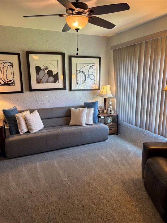 En Venta: $265,000 (2 camas, 2 baños, 1132 Pies cuadrados)