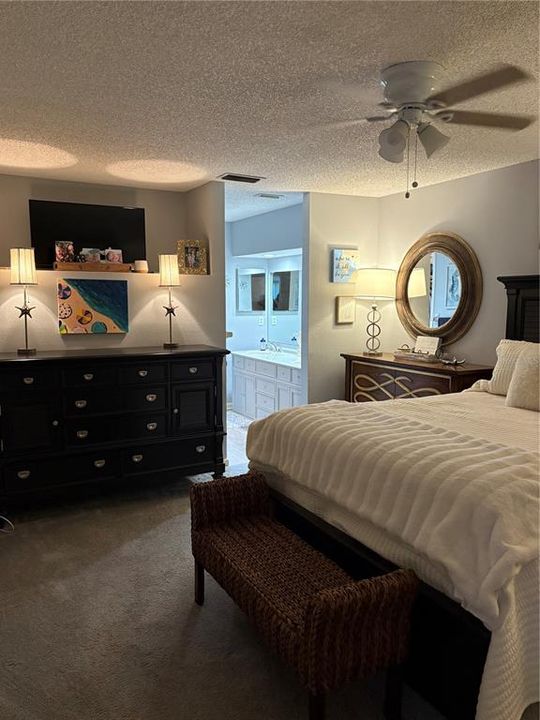 En Venta: $265,000 (2 camas, 2 baños, 1132 Pies cuadrados)