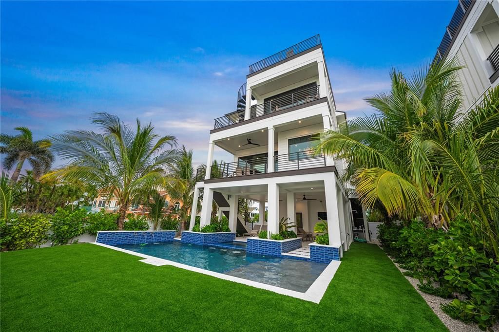 На продажу: $4,995,000 (5 спален, 5 ванн, 3005 Квадратных фут)