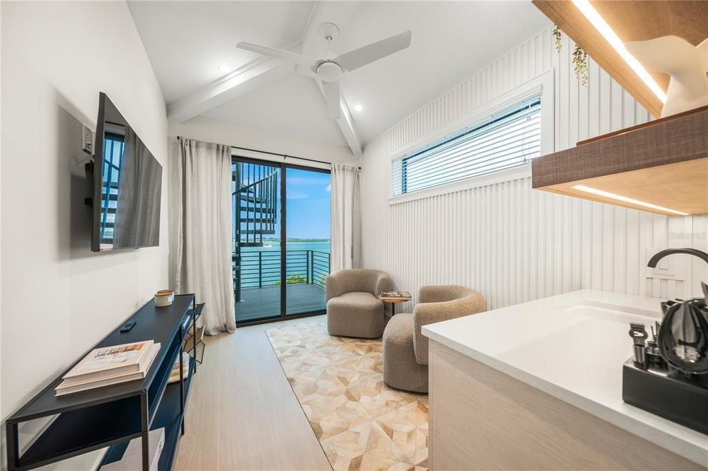 На продажу: $4,995,000 (5 спален, 5 ванн, 3005 Квадратных фут)