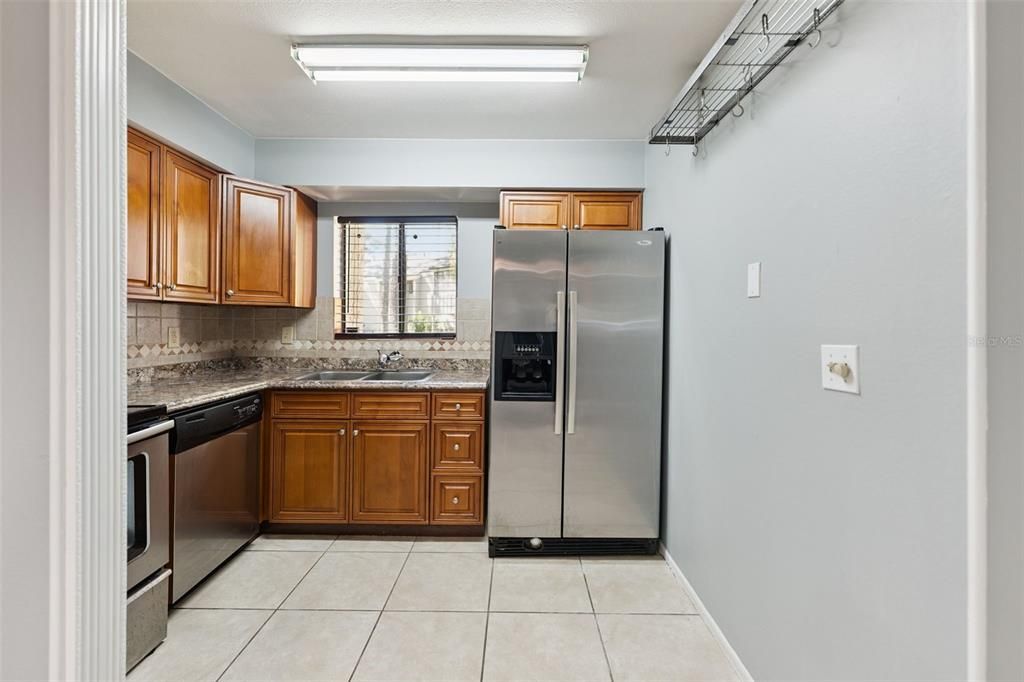 For Rent: $1,499 (2 beds, 1 baths, 1020 Square Feet)