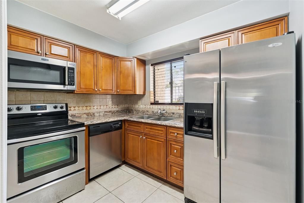 For Rent: $1,499 (2 beds, 1 baths, 1020 Square Feet)
