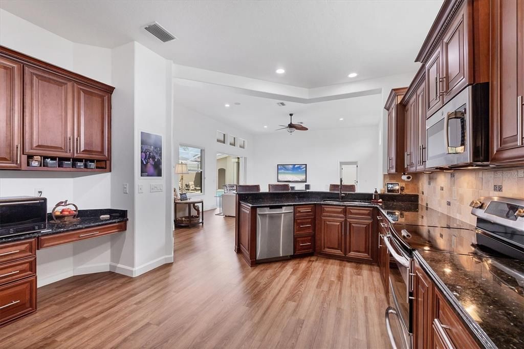 待售: $999,999 (3 贝兹, 3 浴室, 3023 平方英尺)