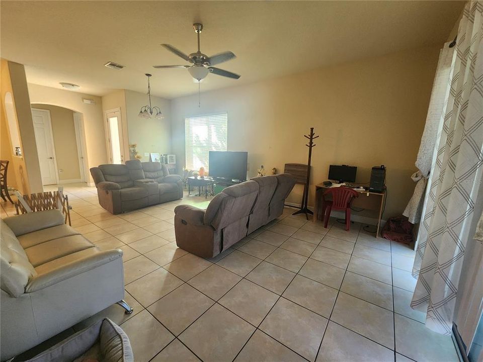 For Sale: $359,500 (3 beds, 2 baths, 1776 Square Feet)