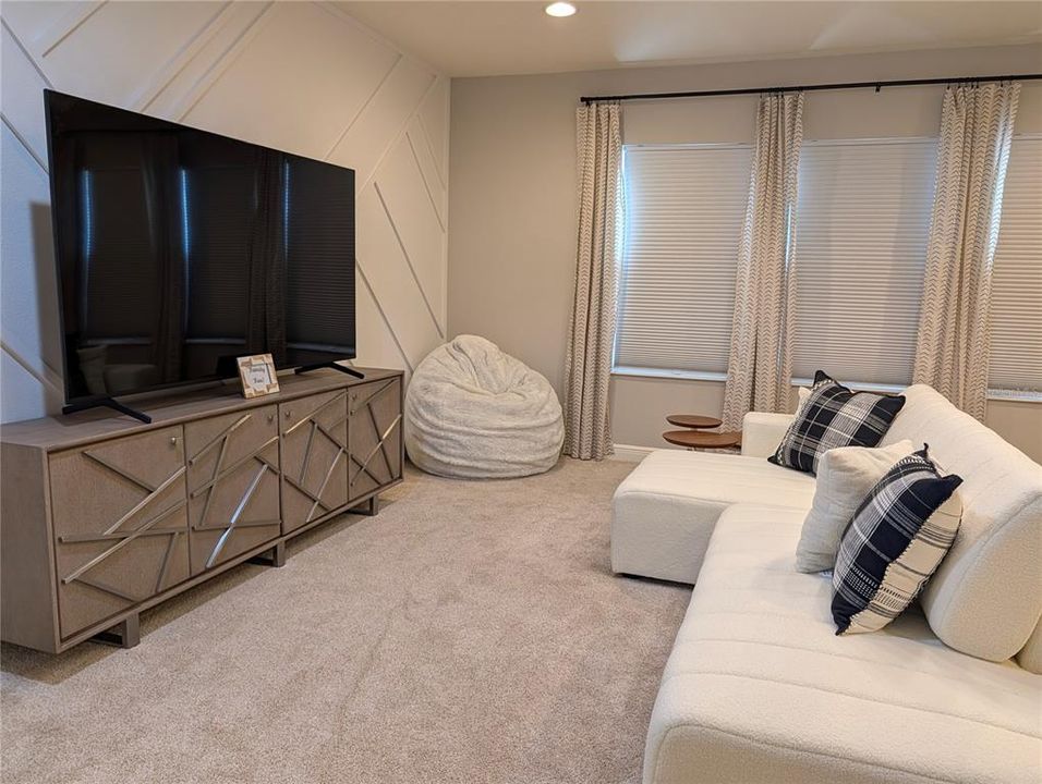 For Sale: $699,900 (5 beds, 4 baths, 3497 Square Feet)