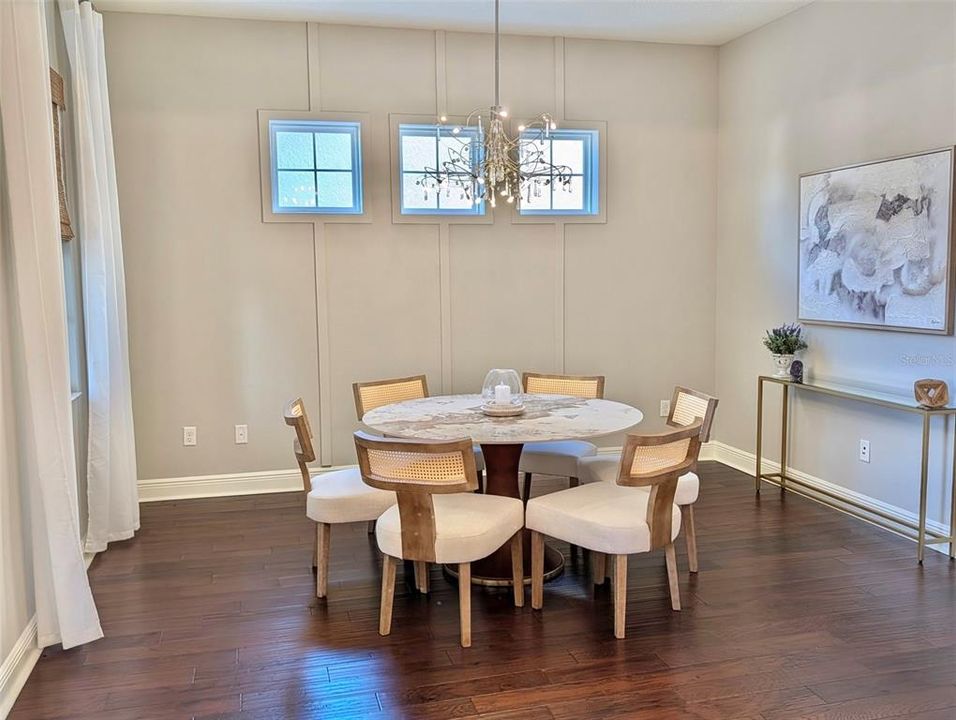 For Sale: $699,900 (5 beds, 4 baths, 3497 Square Feet)