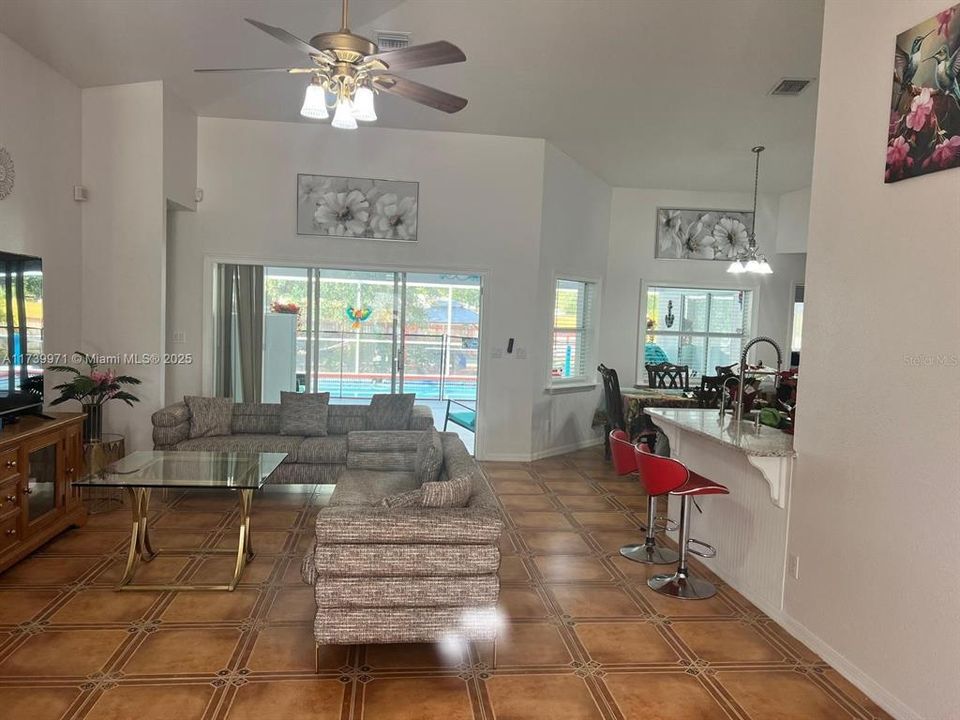 For Sale: $785,000 (6 beds, 3 baths, 2420 Square Feet)