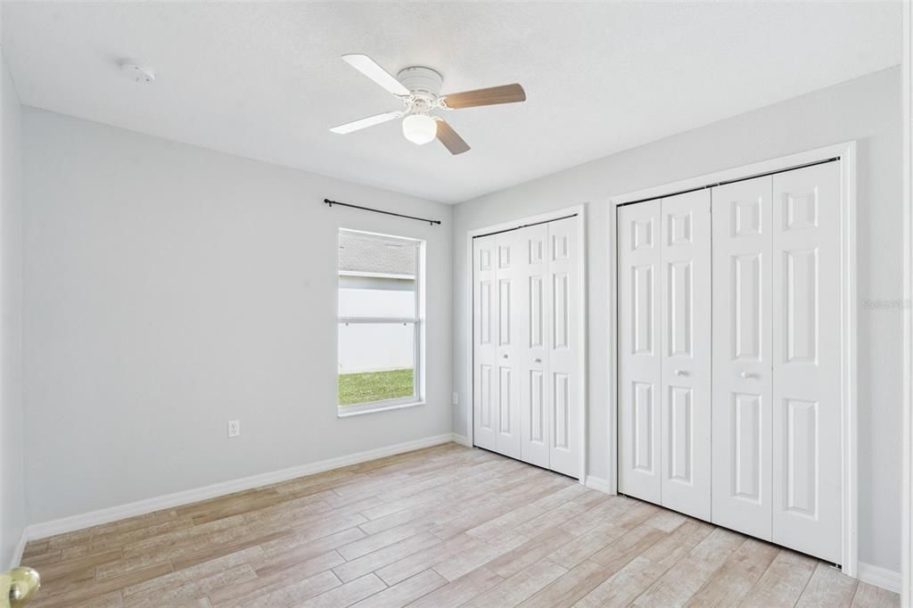 На продажу: $379,000 (4 спален, 2 ванн, 1744 Квадратных фут)