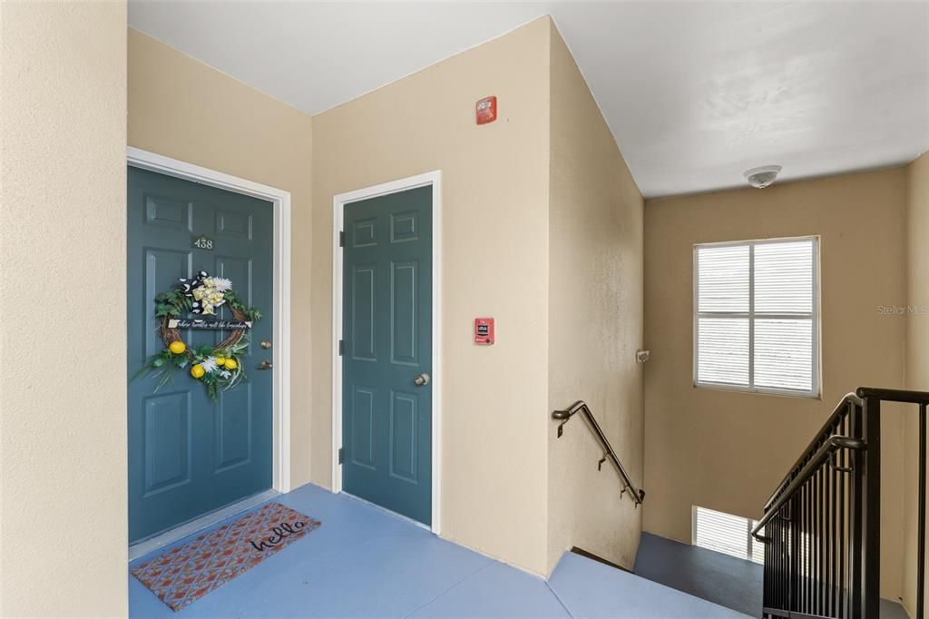 For Sale: $374,900 (2 beds, 2 baths, 1211 Square Feet)
