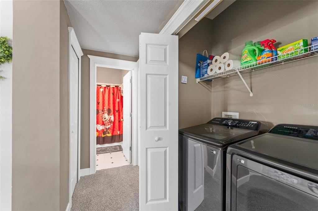 For Sale: $374,900 (2 beds, 2 baths, 1211 Square Feet)