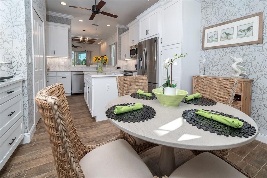 На продажу: $655,000 (3 спален, 2 ванн, 1820 Квадратных фут)