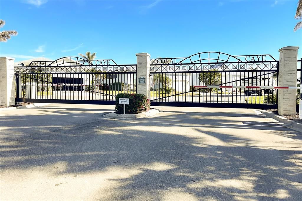 На продажу: $655,000 (3 спален, 2 ванн, 1820 Квадратных фут)