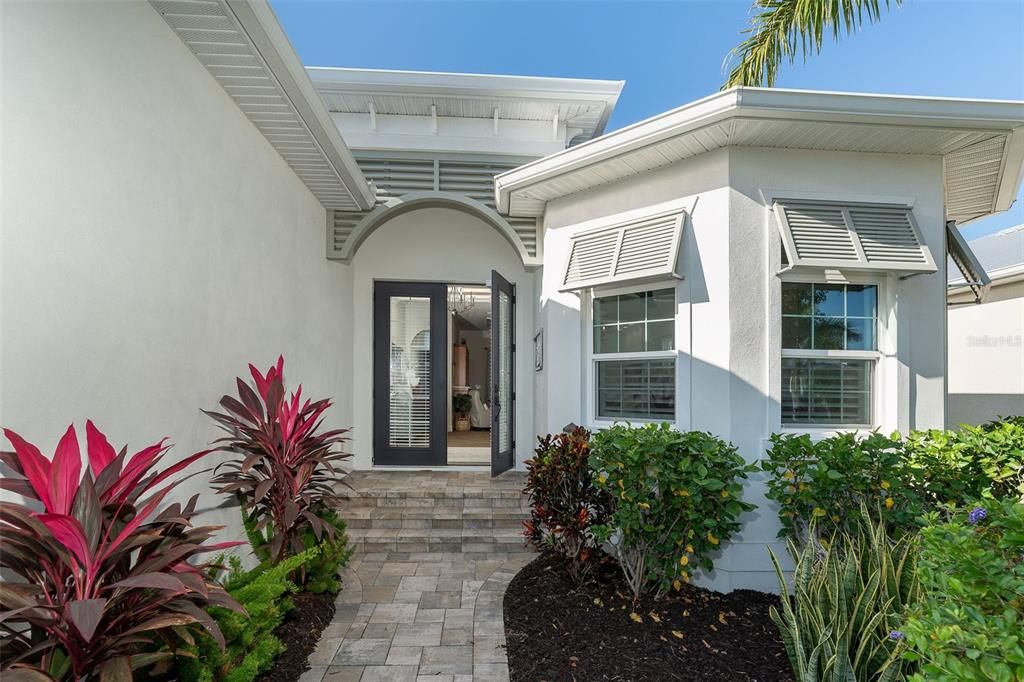 На продажу: $655,000 (3 спален, 2 ванн, 1820 Квадратных фут)