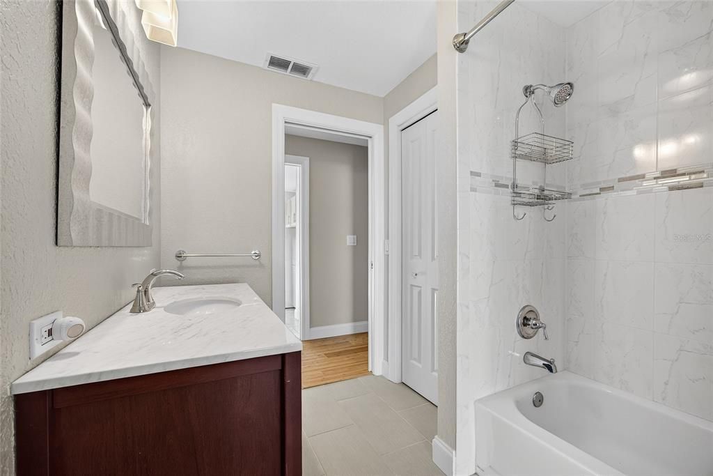 На продажу: $495,000 (3 спален, 2 ванн, 2123 Квадратных фут)