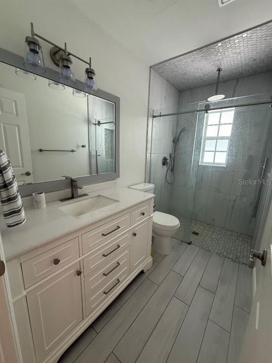 待售: $384,000 (3 贝兹, 2 浴室, 1584 平方英尺)