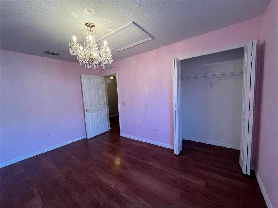 En Renta: $2,050 (4 camas, 2 baños, 1874 Pies cuadrados)