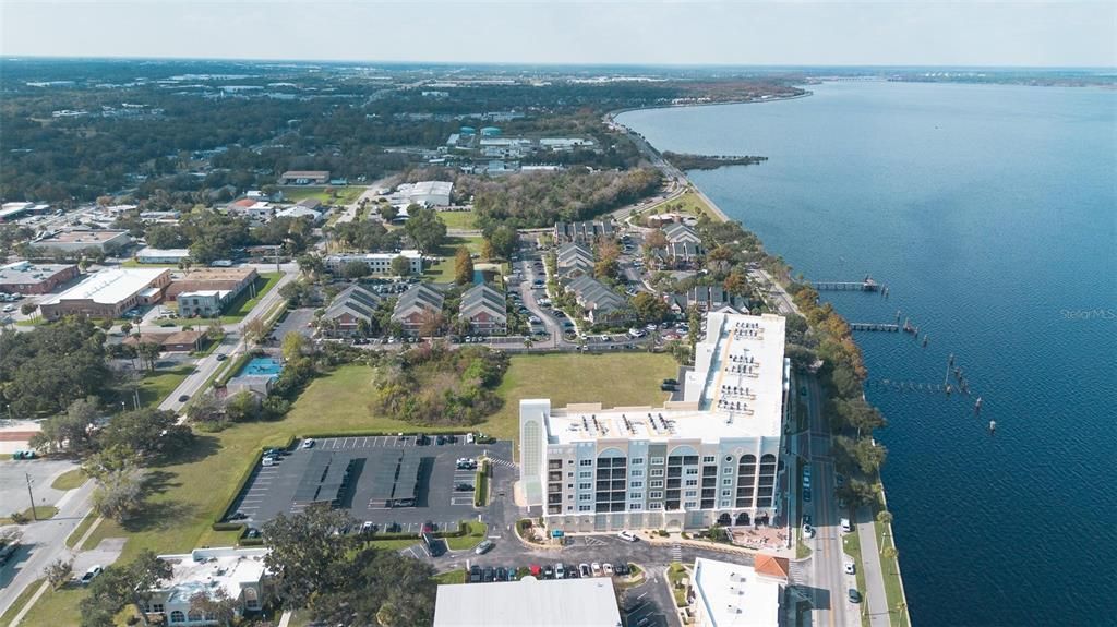 For Sale: $399,900 (2 beds, 2 baths, 1627 Square Feet)