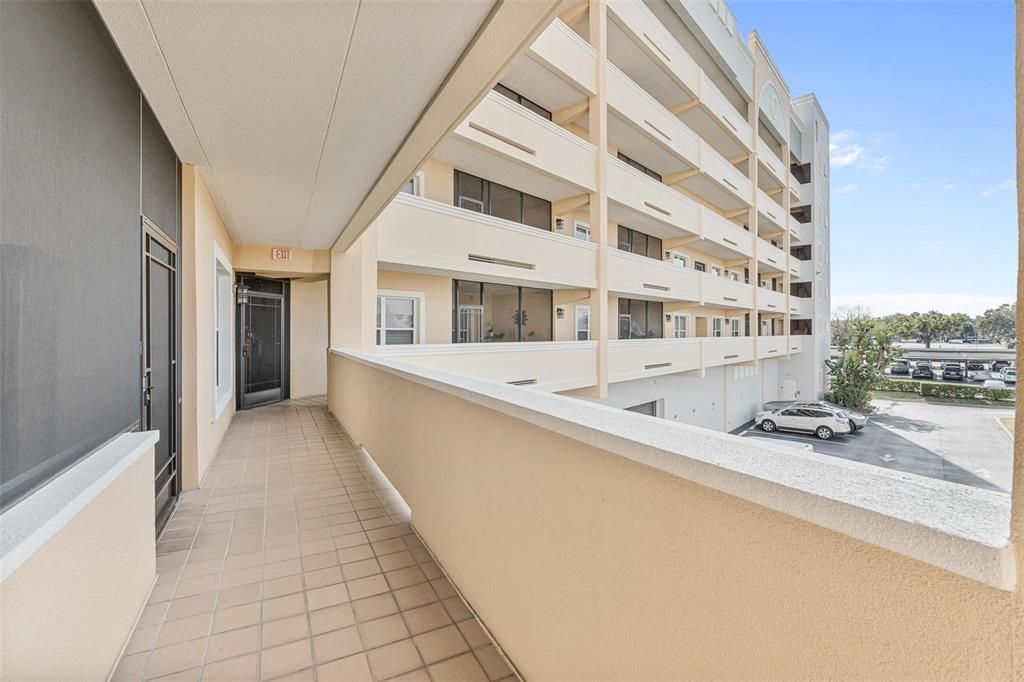 For Sale: $399,900 (2 beds, 2 baths, 1627 Square Feet)