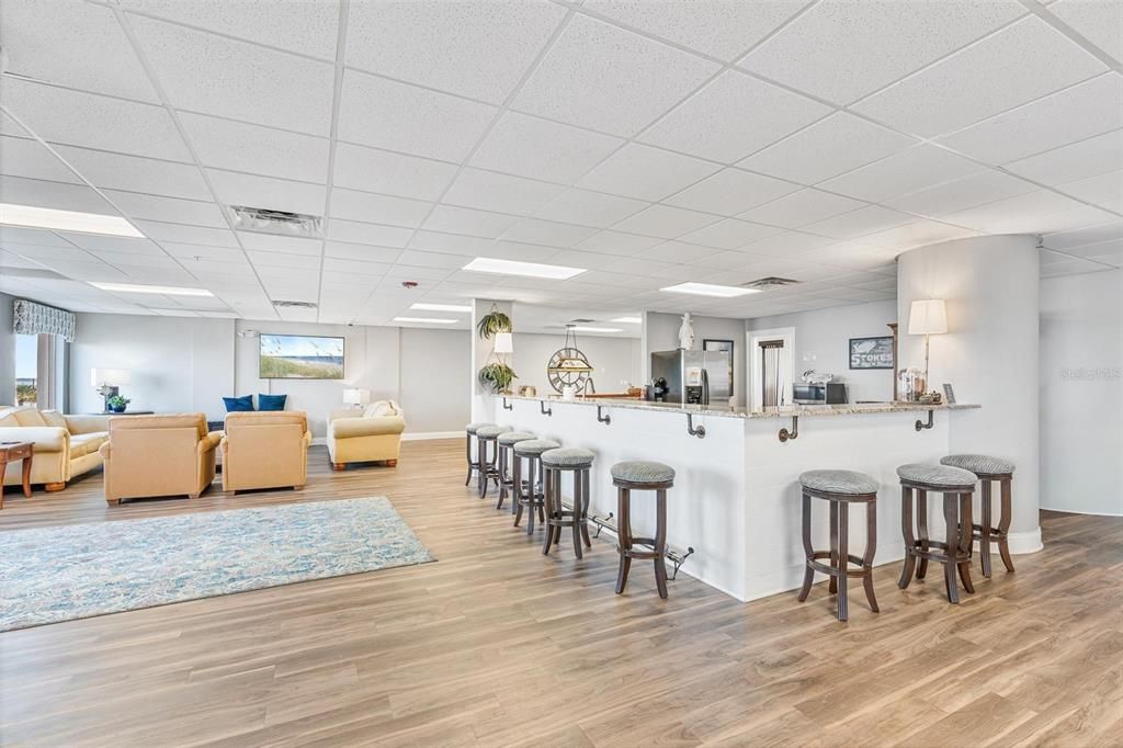 For Sale: $399,900 (2 beds, 2 baths, 1627 Square Feet)