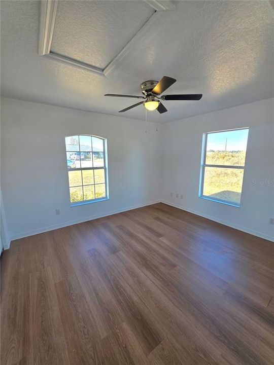 En Renta: $1,800 (3 camas, 2 baños, 1720 Pies cuadrados)