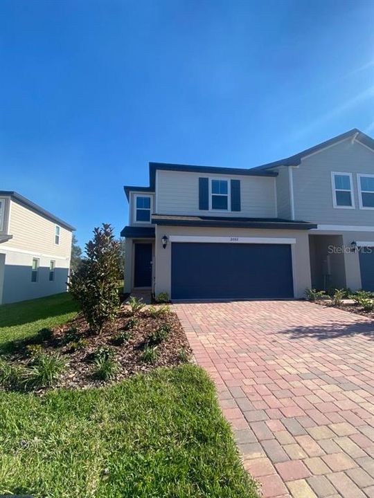 出租: $2,350 (3 贝兹, 2 浴室, 1574 平方英尺)