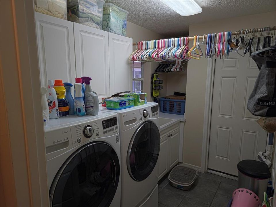 На продажу: $365,000 (3 спален, 2 ванн, 2280 Квадратных фут)