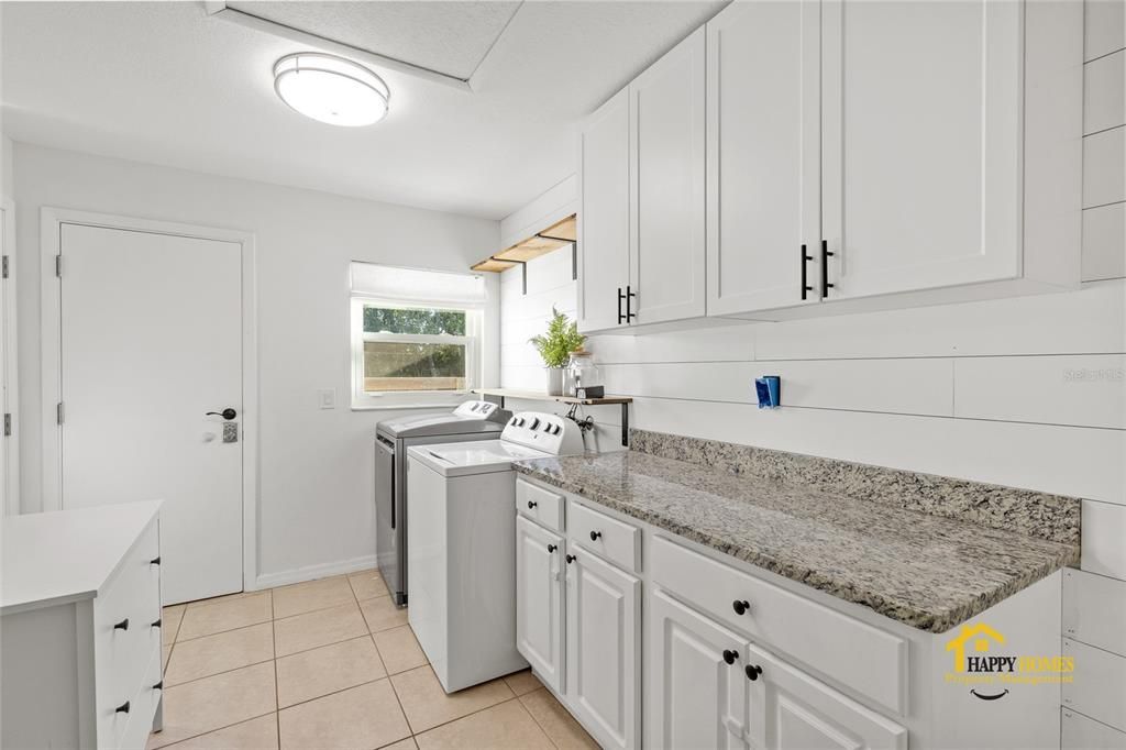 En Renta: $2,990 (3 camas, 2 baños, 1430 Pies cuadrados)