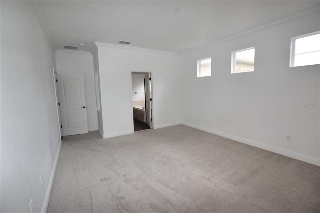 For Rent: $3,250 (4 beds, 3 baths, 2284 Square Feet)