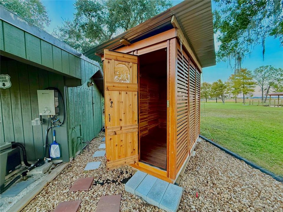 На продажу: $499,999 (2 спален, 2 ванн, 1332 Квадратных фут)