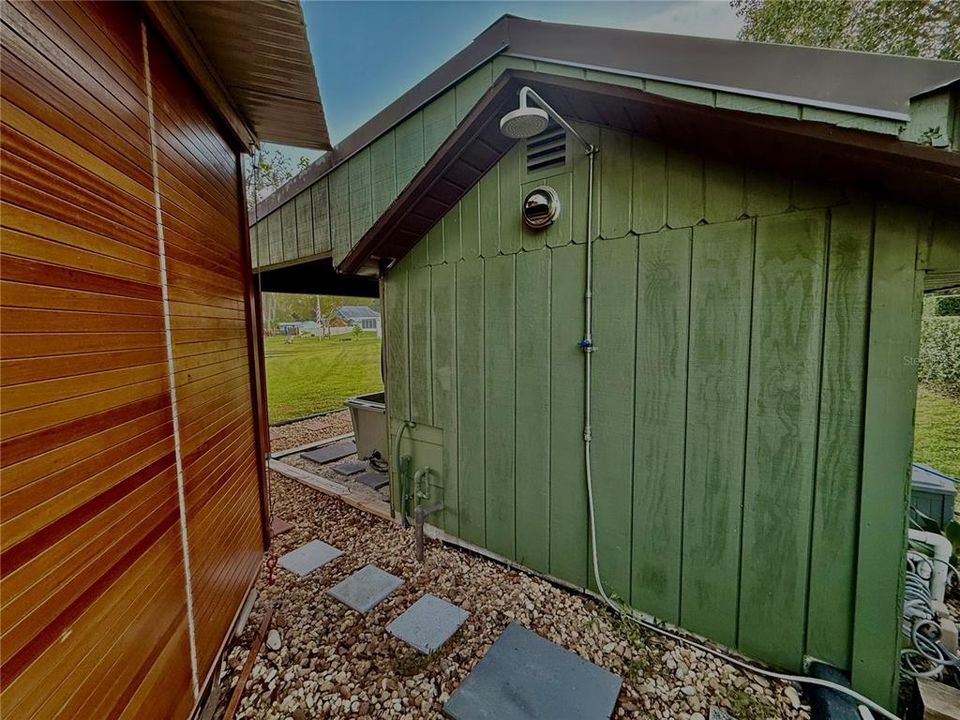 На продажу: $499,999 (2 спален, 2 ванн, 1332 Квадратных фут)