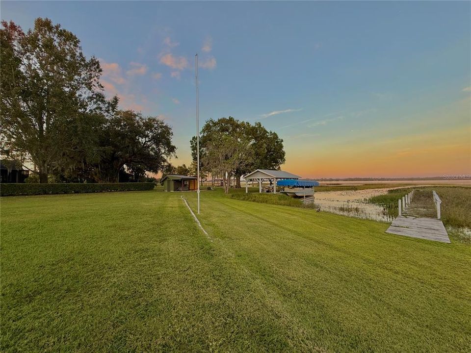 На продажу: $499,999 (2 спален, 2 ванн, 1332 Квадратных фут)