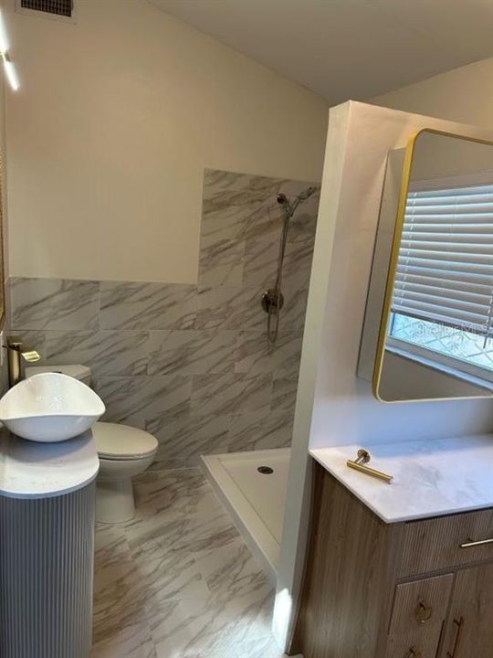 En Venta: $379,000 (3 camas, 2 baños, 1354 Pies cuadrados)