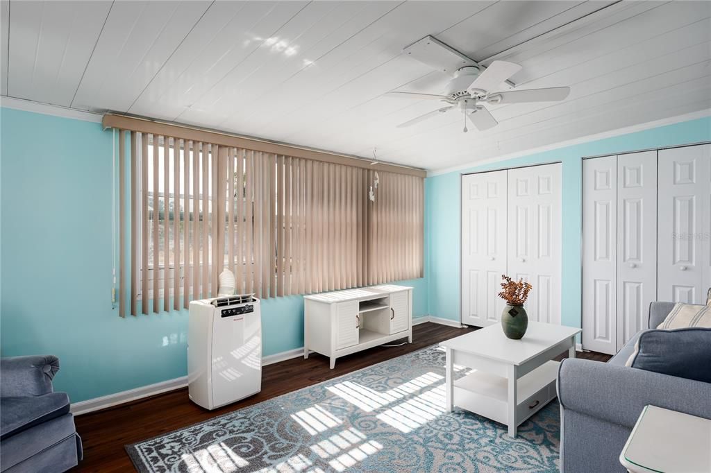 待售: $187,500 (2 贝兹, 2 浴室, 1104 平方英尺)