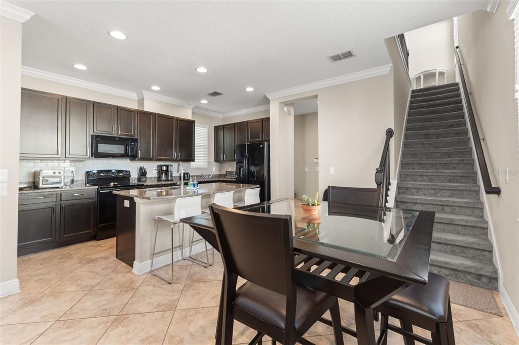 На продажу: $385,000 (3 спален, 2 ванн, 1547 Квадратных фут)