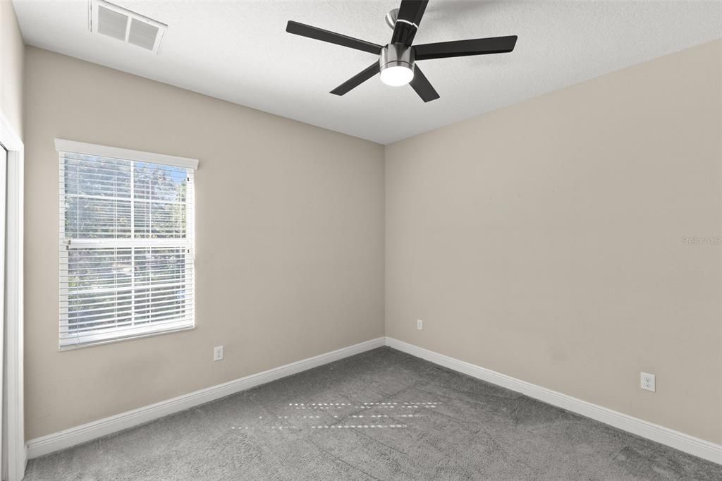 На продажу: $385,000 (3 спален, 2 ванн, 1547 Квадратных фут)