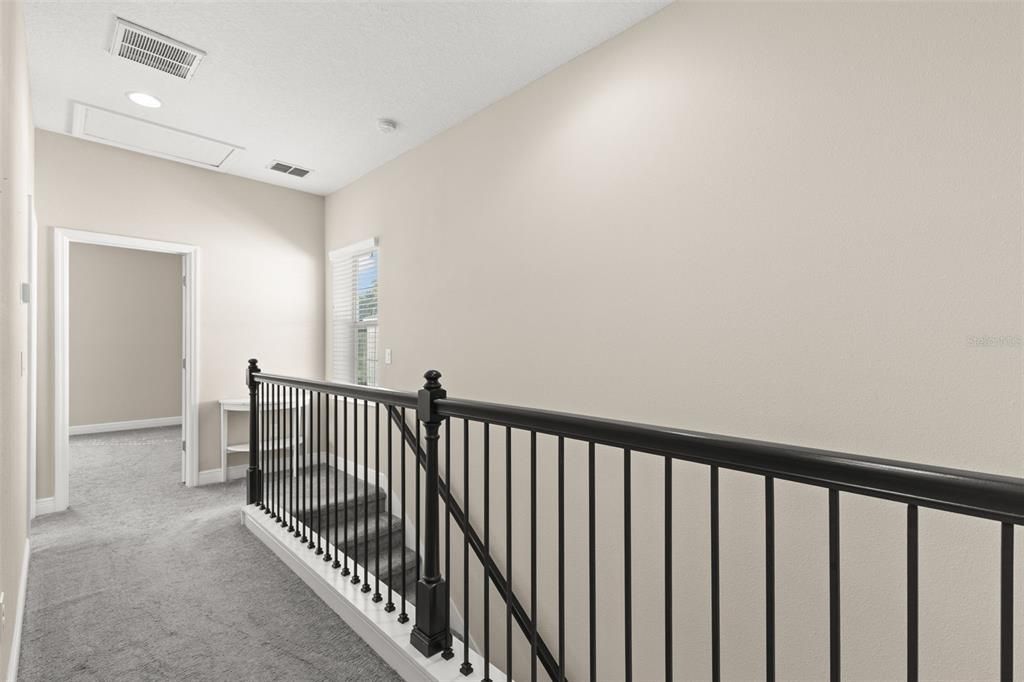 На продажу: $385,000 (3 спален, 2 ванн, 1547 Квадратных фут)