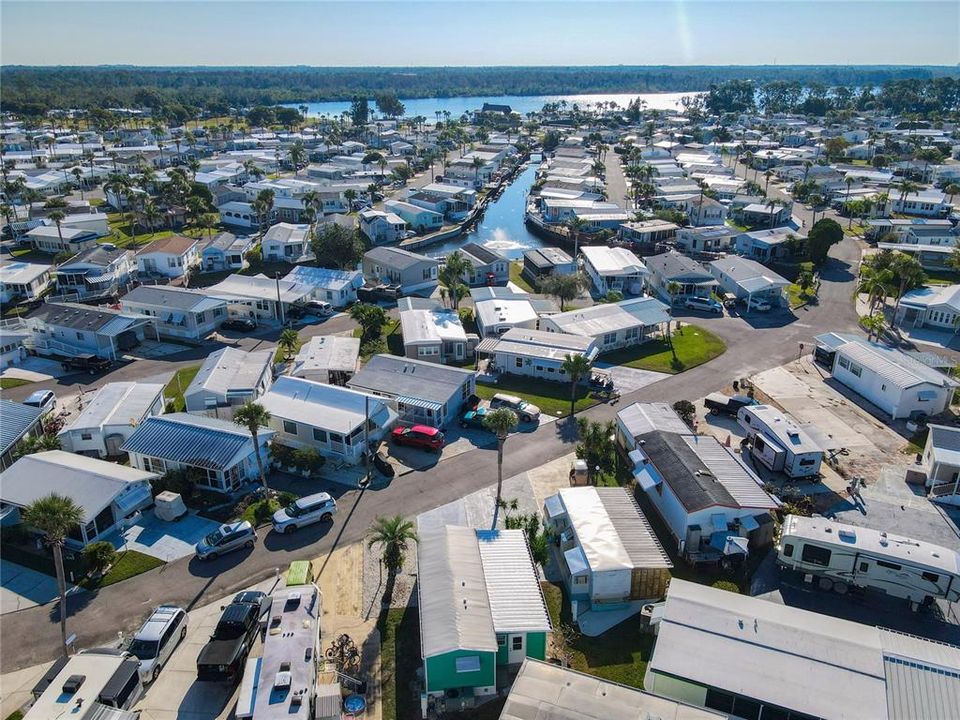 На продажу: $109,900 (1 спален, 1 ванн, 708 Квадратных фут)