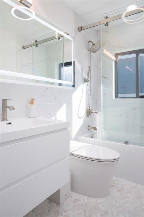 For Sale: $1,339,000 (3 beds, 3 baths, 1939 Square Feet)