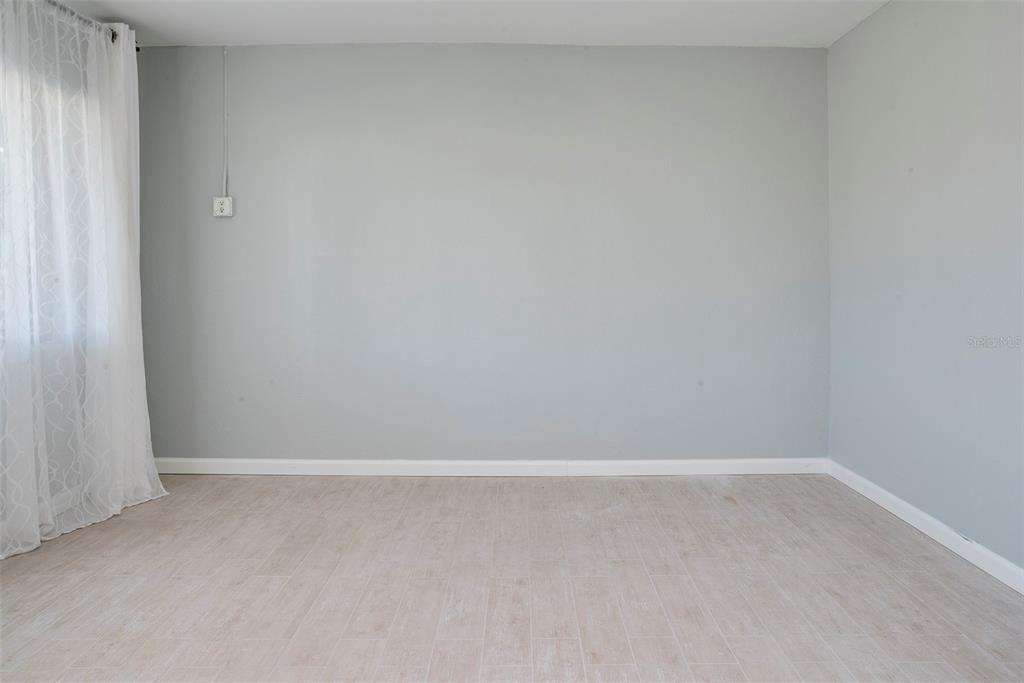 For Sale: $1,339,000 (3 beds, 3 baths, 1939 Square Feet)