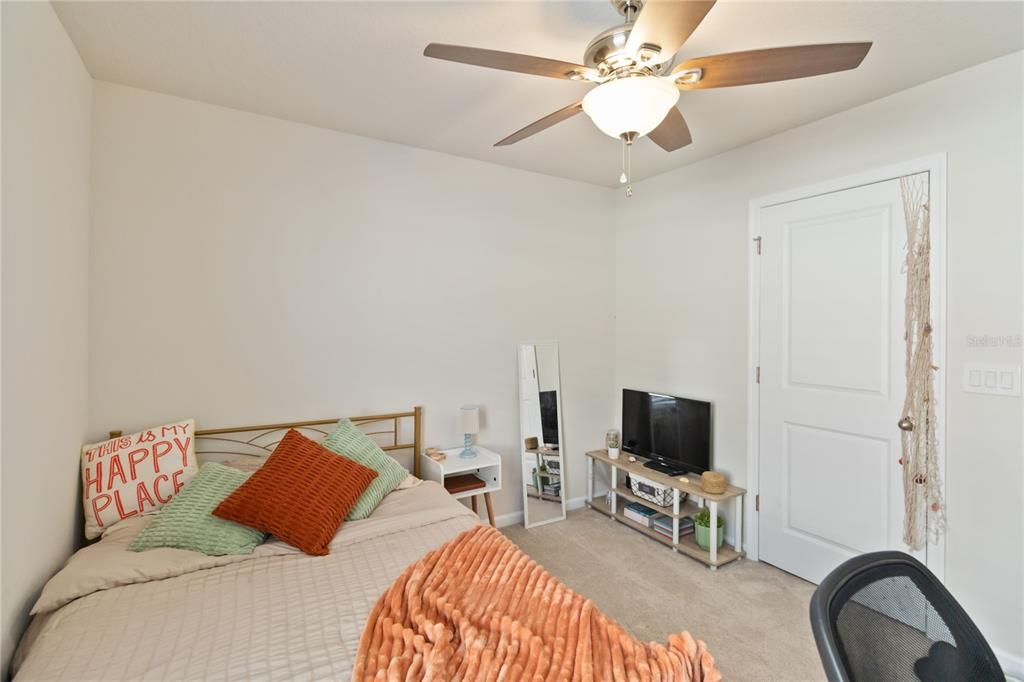 For Sale: $485,000 (4 beds, 3 baths, 2374 Square Feet)