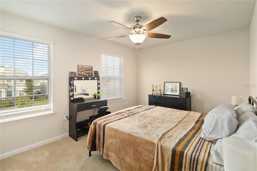 For Sale: $485,000 (4 beds, 3 baths, 2374 Square Feet)