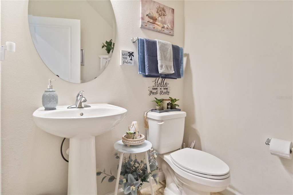 For Sale: $485,000 (4 beds, 3 baths, 2374 Square Feet)