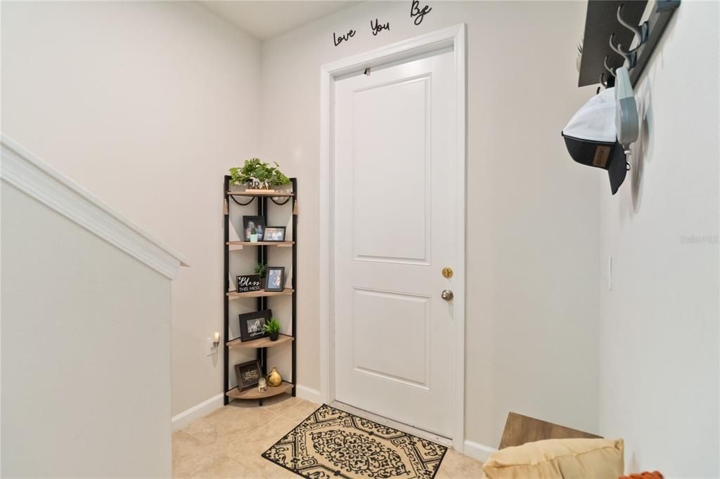 For Sale: $485,000 (4 beds, 3 baths, 2374 Square Feet)