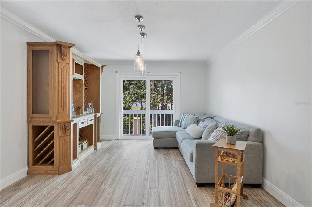 На продажу: $825,000 (3 спален, 3 ванн, 2116 Квадратных фут)