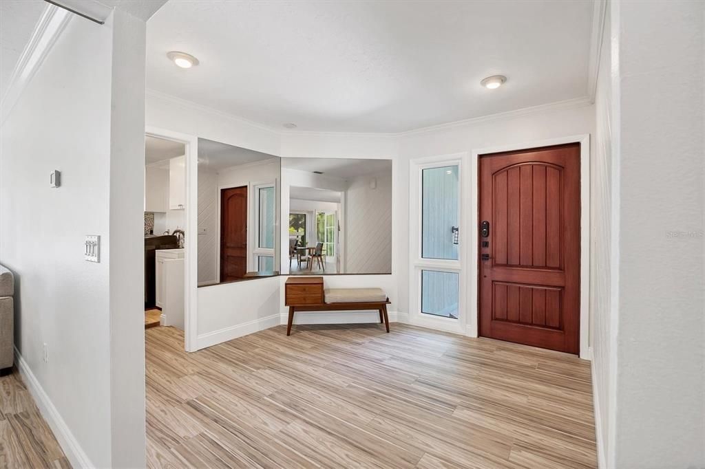 На продажу: $825,000 (3 спален, 3 ванн, 2116 Квадратных фут)