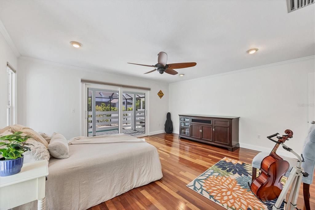 На продажу: $825,000 (3 спален, 3 ванн, 2116 Квадратных фут)