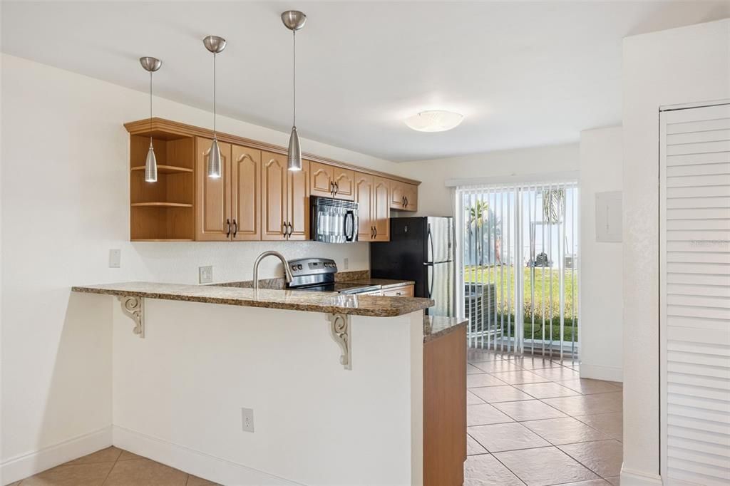 For Sale: $168,150 (2 beds, 2 baths, 840 Square Feet)