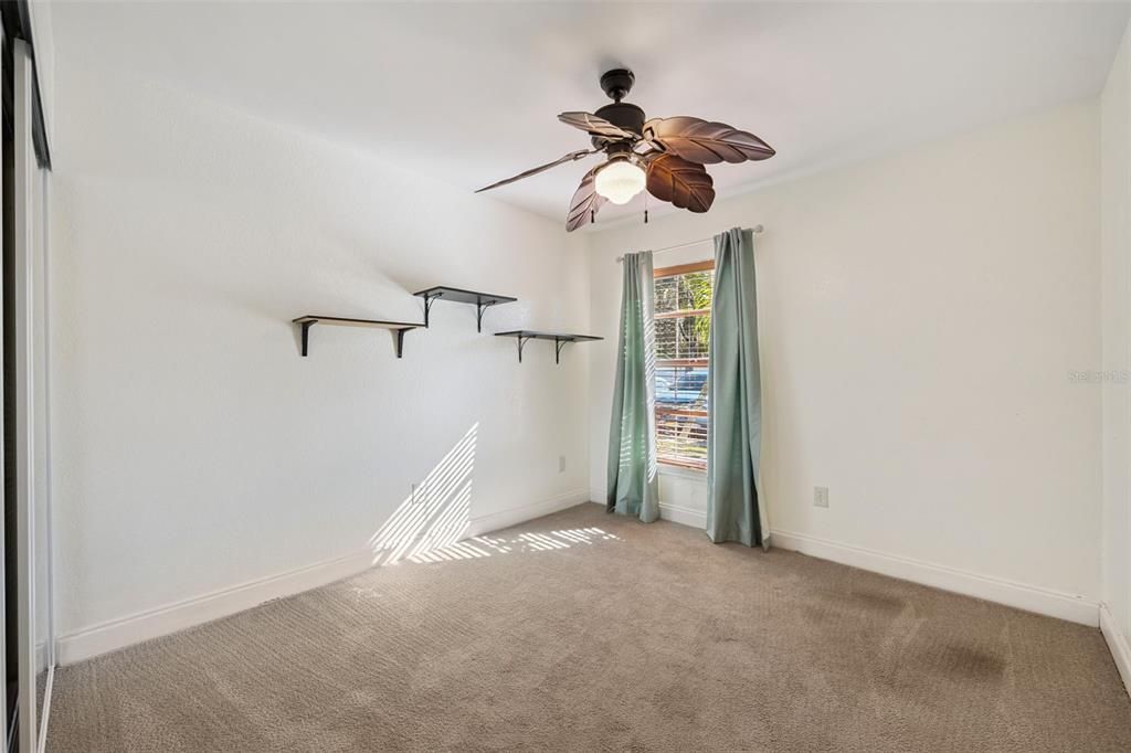 For Sale: $168,150 (2 beds, 2 baths, 840 Square Feet)