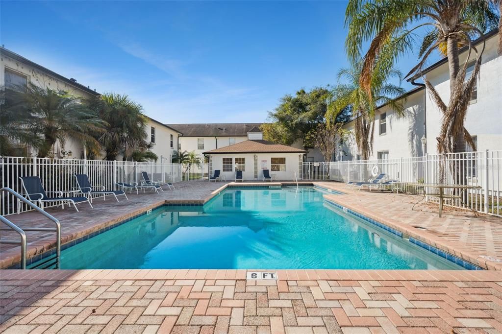 For Sale: $168,150 (2 beds, 2 baths, 840 Square Feet)